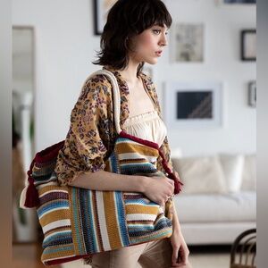 NWT TWIG & ARROW DRAWSTRING CORD SHOULDER BAG - EARTH TONE